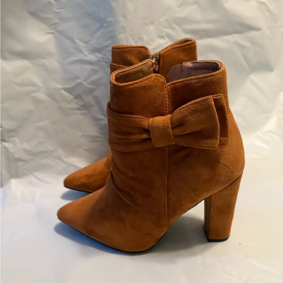 Unbranded Tan Booties Size 7.5 (38) - Picture 2 of 7